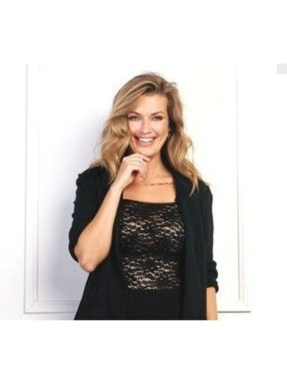 Ruby Ribbon Black Lace Sleeveless Camisole Tank Top M Stretchy Floral Sheer - M